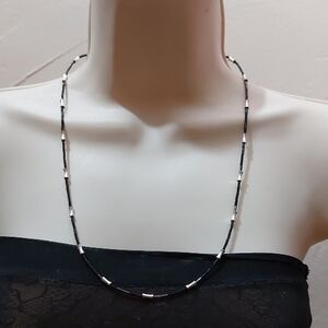 Classy Vintage NAPIER Silver Tone Station Black Glass Seed Beads Necklace